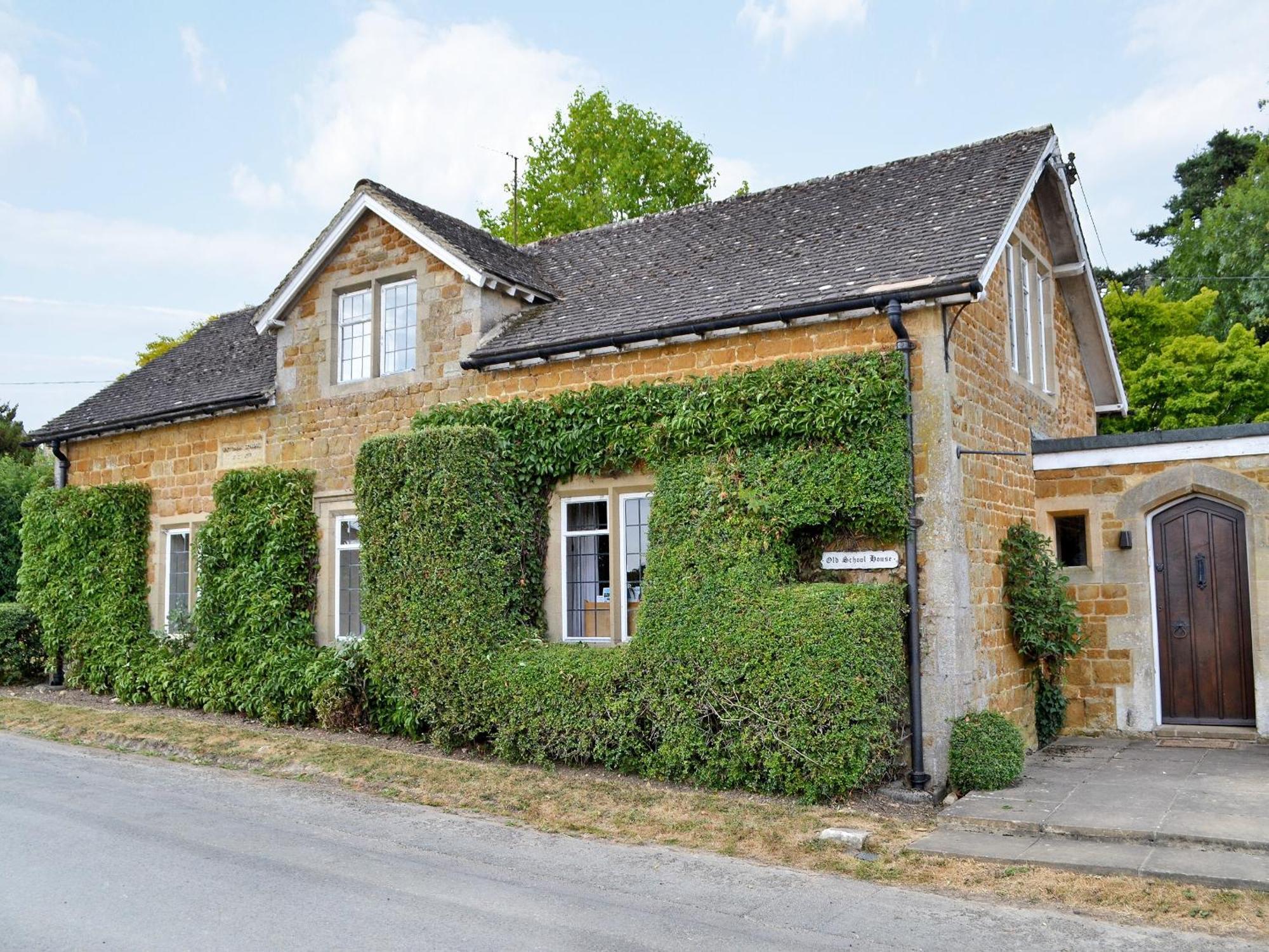 Old School House Villa Wyck Rissington Exterior photo